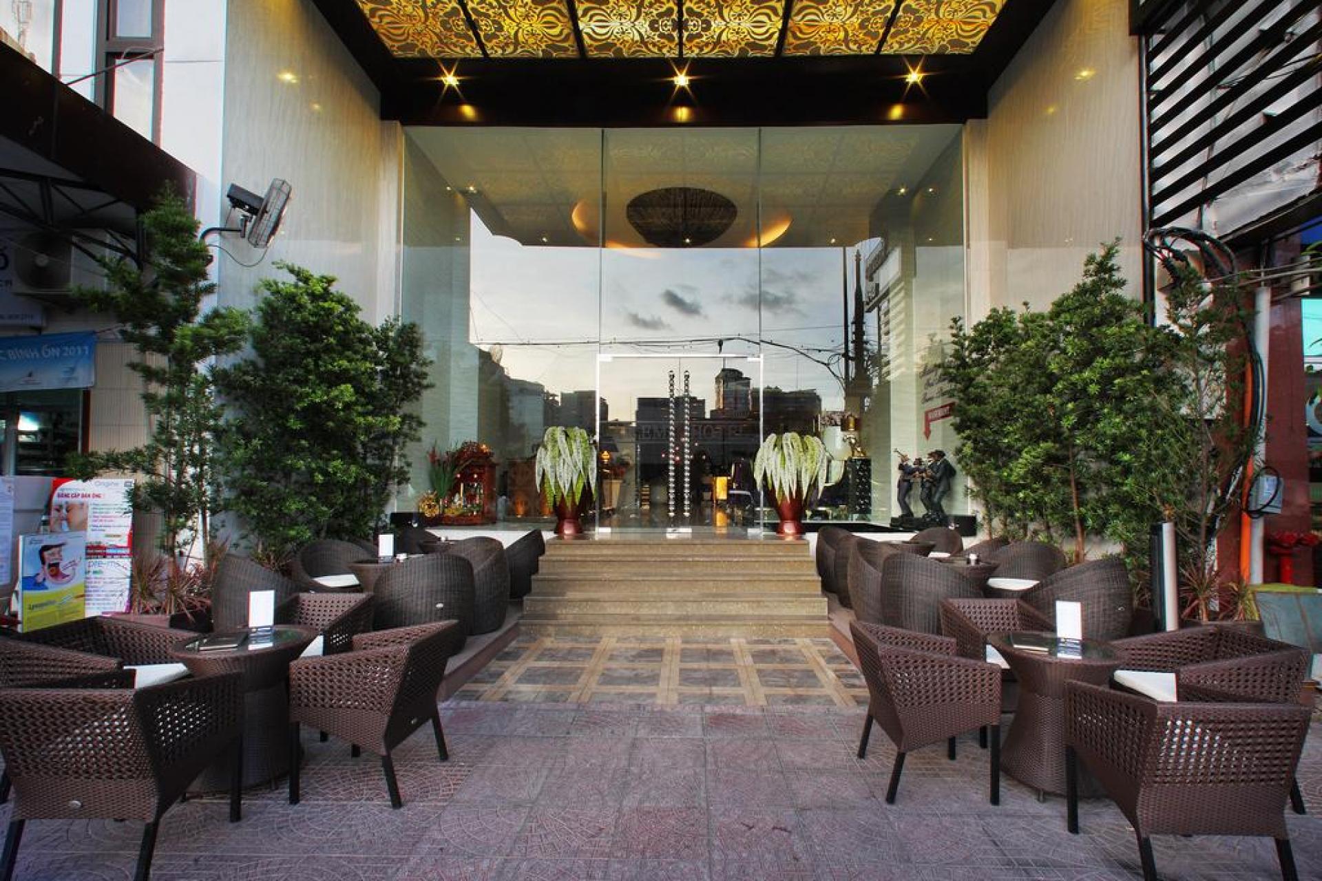 A & EM PHAN BỘI CHÂU HOTEL 2