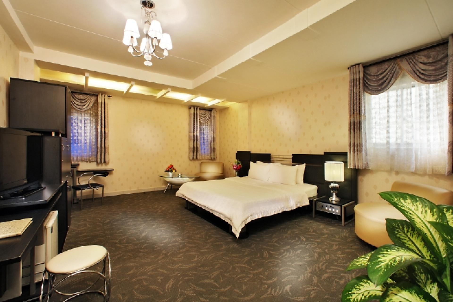 A & EM LÝ TỰ TRỌNG HOTEL 3
