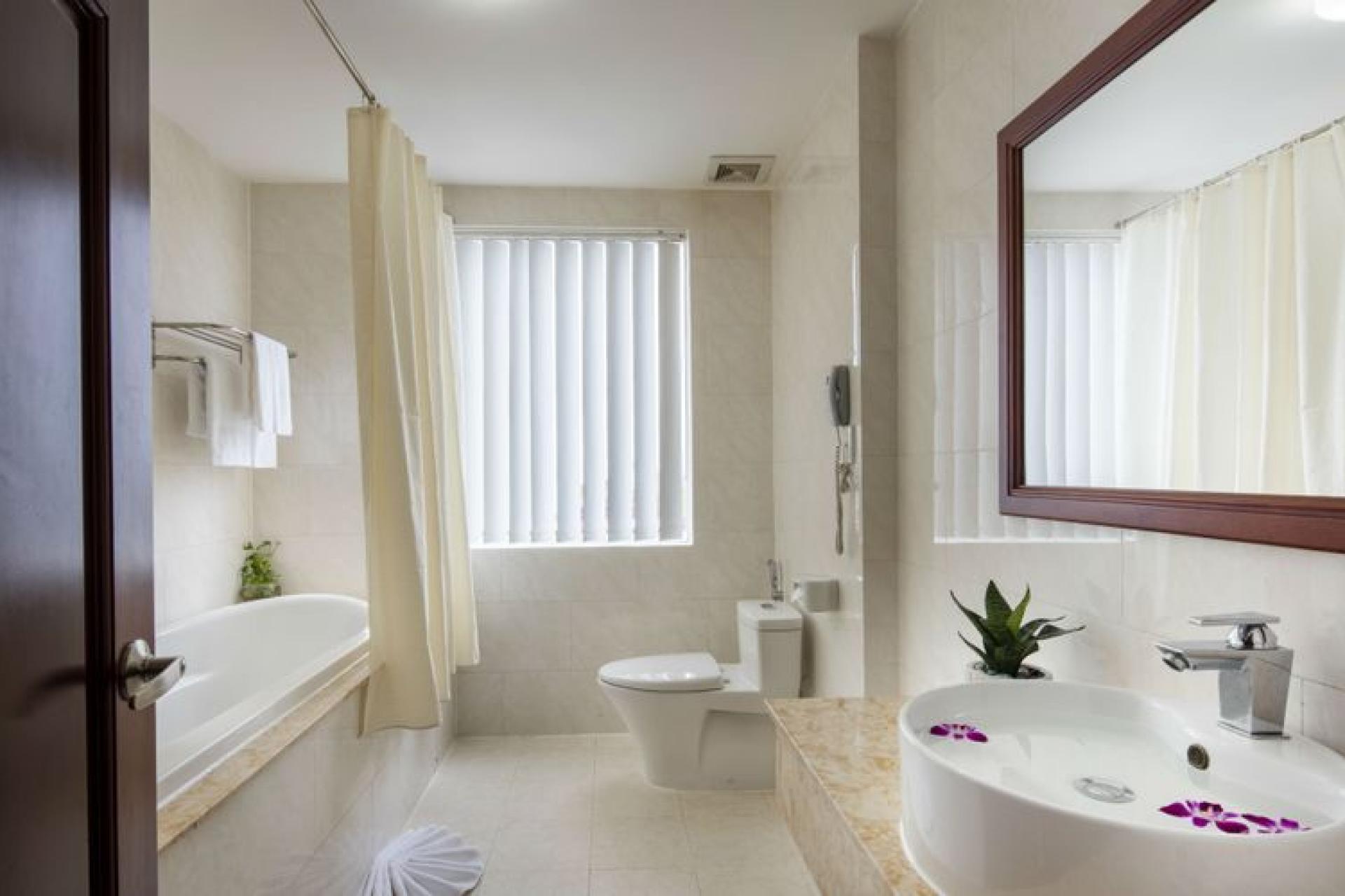 TTC HOTEL DELUXE TÂN BÌNH 3