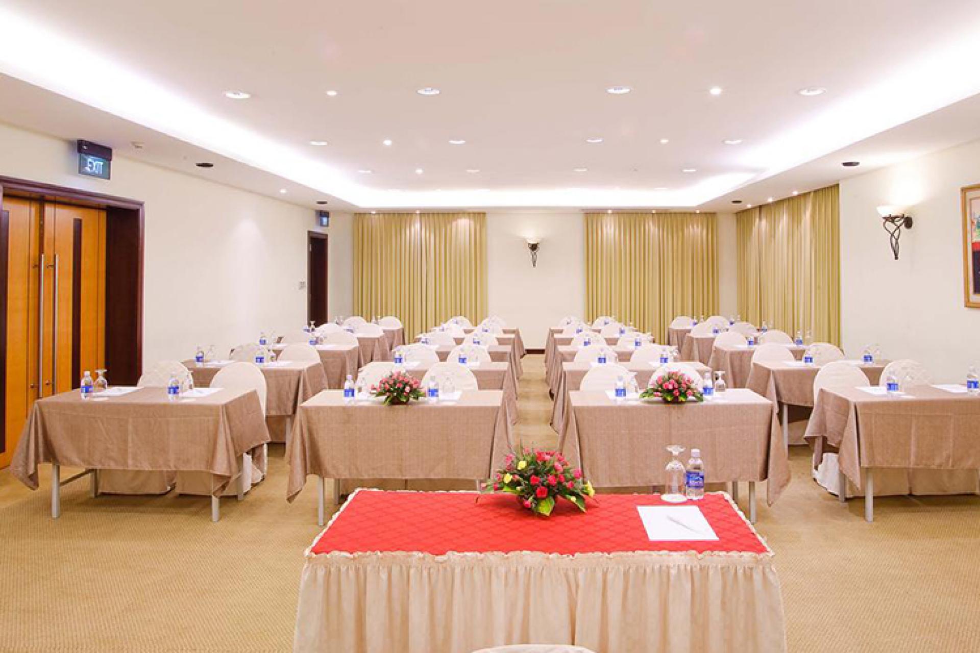 KHÁCH SẠN BÔNG SEN SÀI GÒN 4