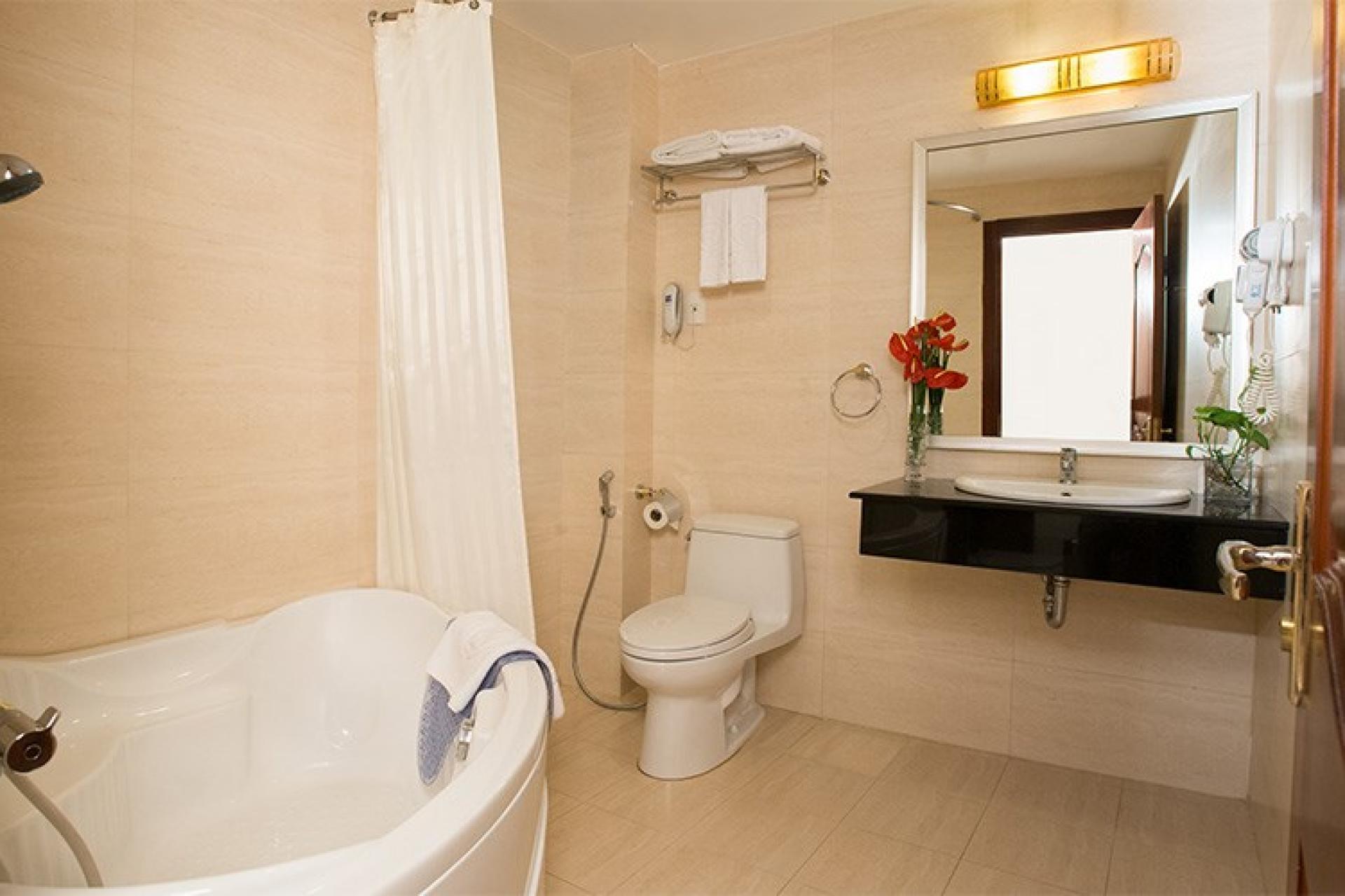 SILVERLAND CENTRAL HOTEL 5