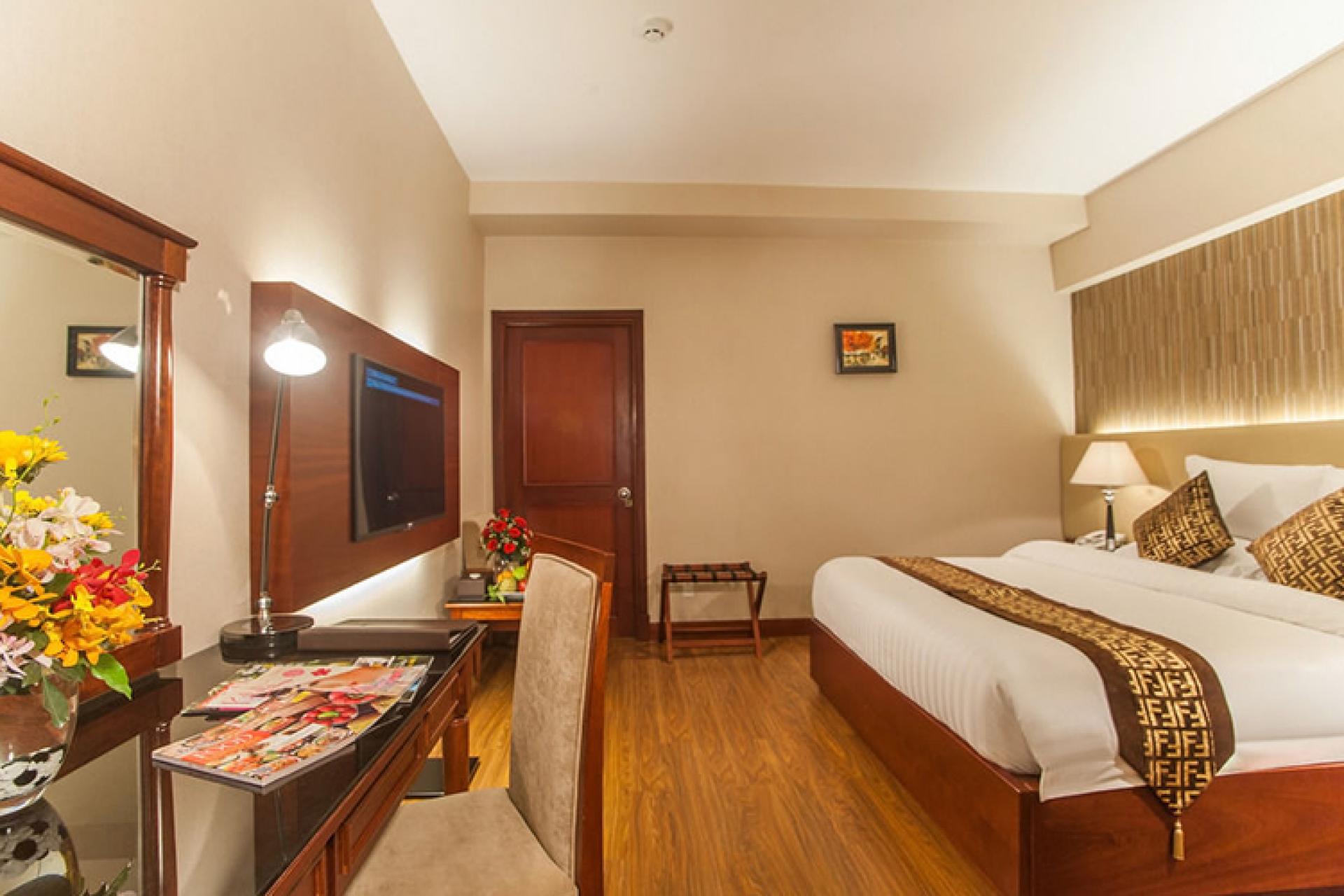 NHẬT HẠ 1 HOTEL 6