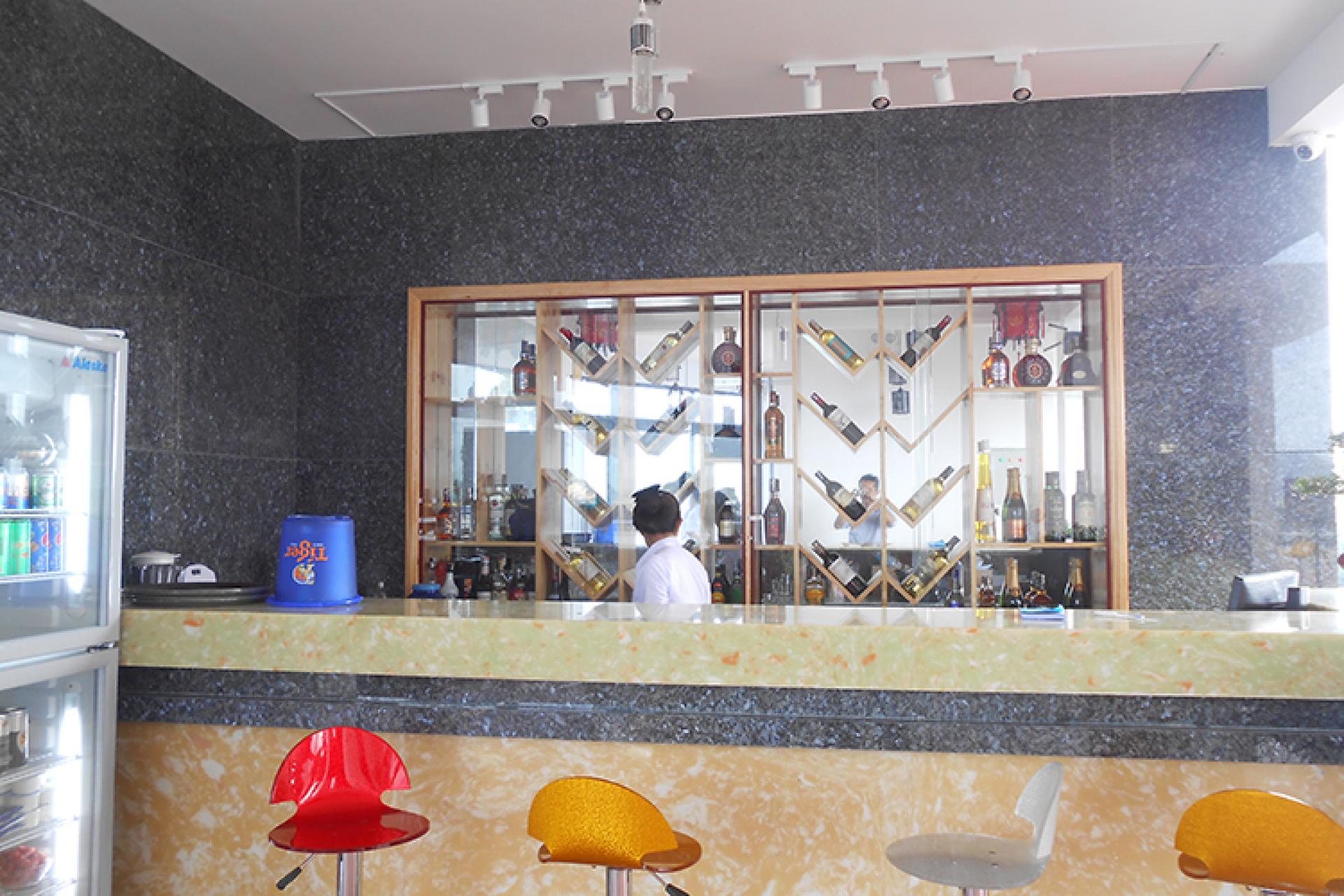 KHÁCH SẠN WHITE SAND CAM RANH 2