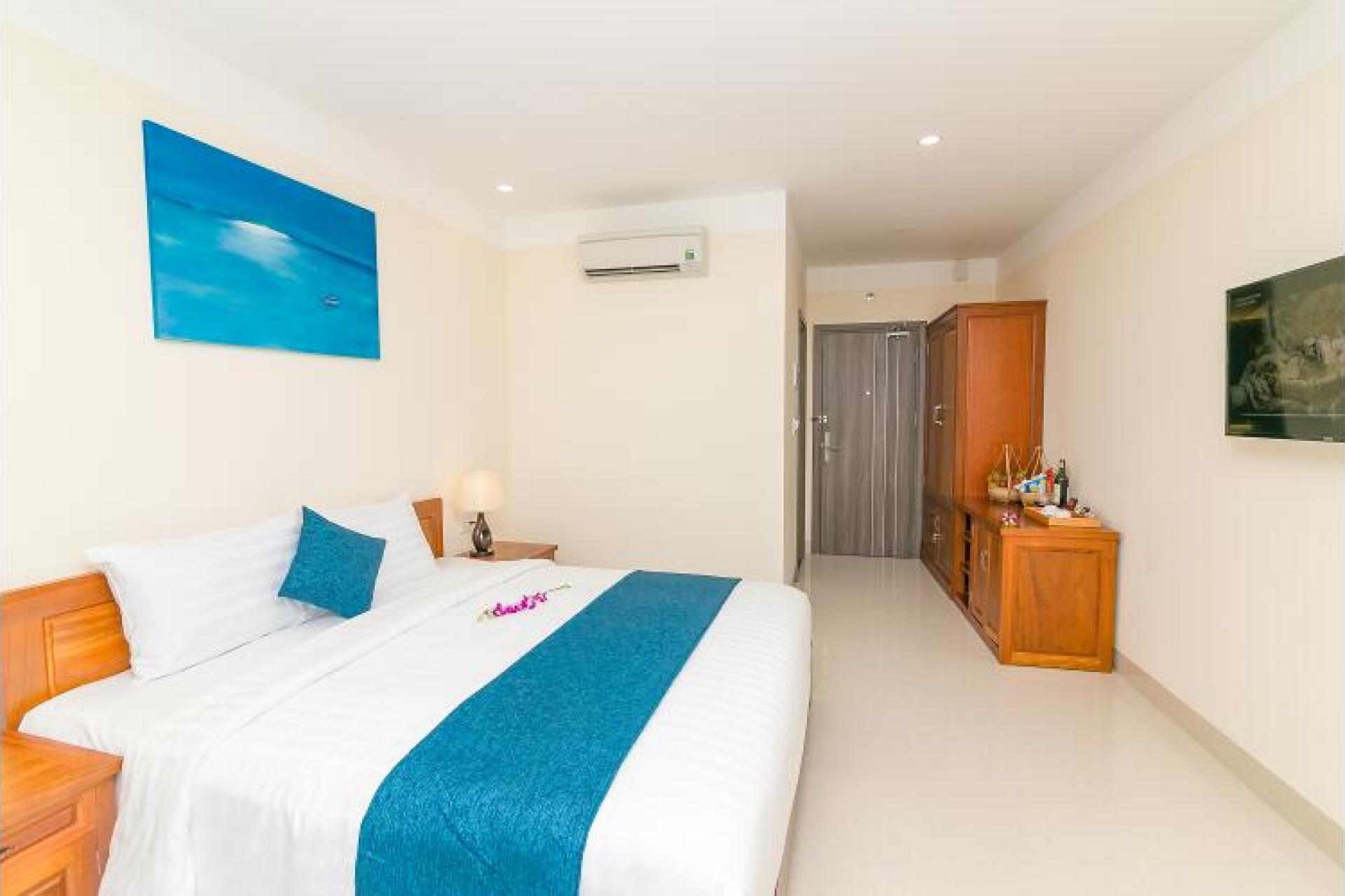 NAVY HOTEL THE REGION IV 5